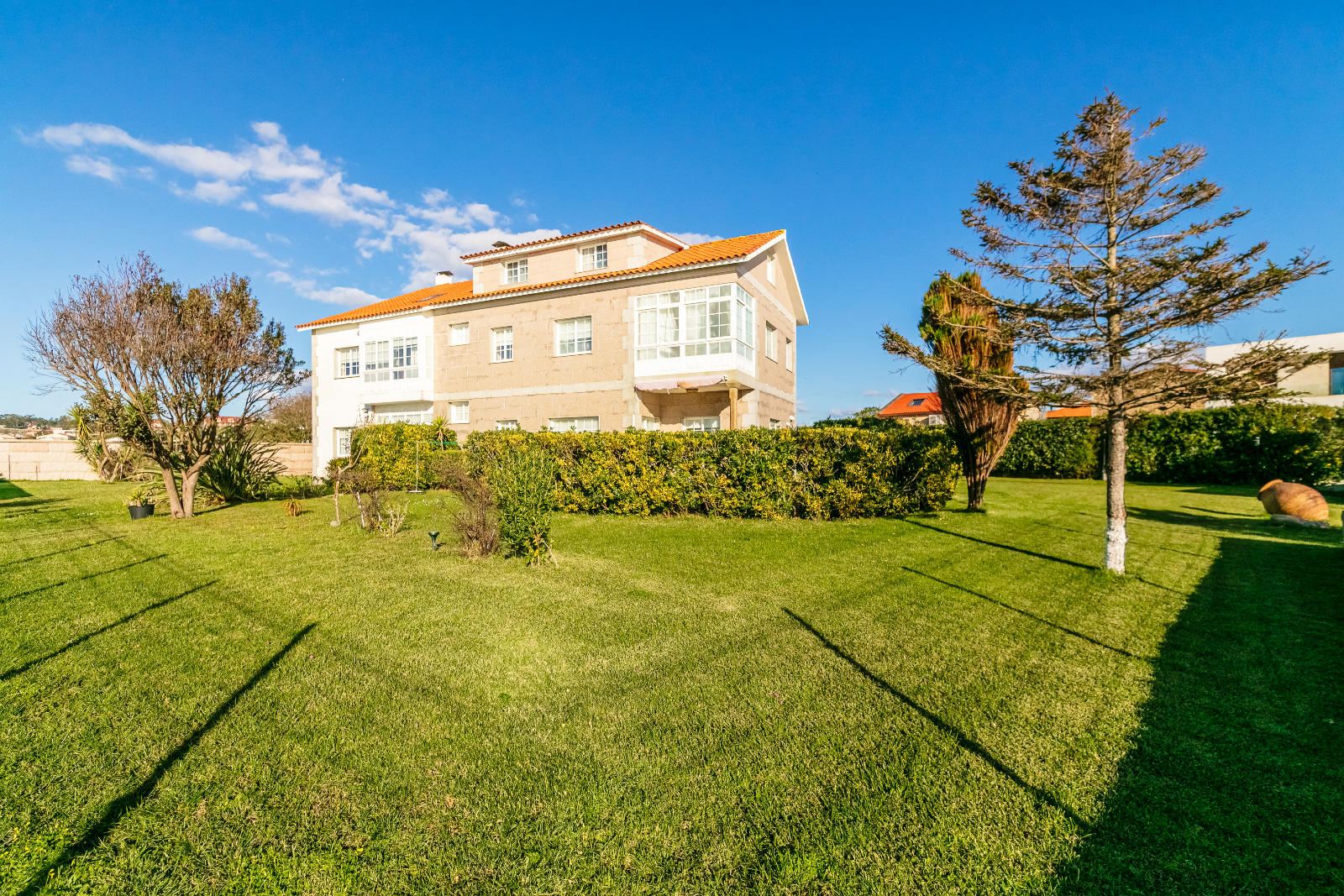 Property Featured Image